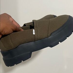 Olive Green Comlow Toms
